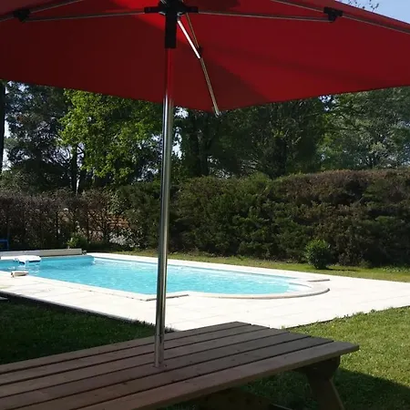 בית נופש Avec Piscine 6 Personnes *